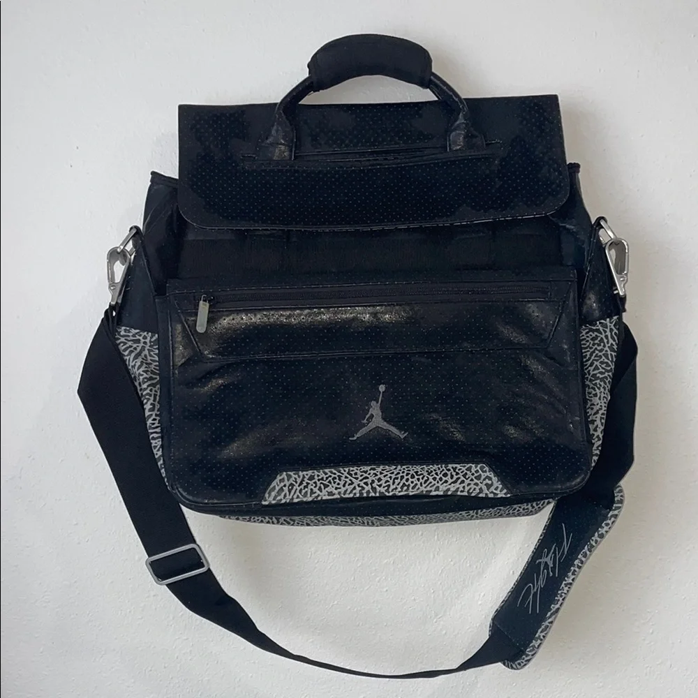 Jordan elephant, print laptop bag